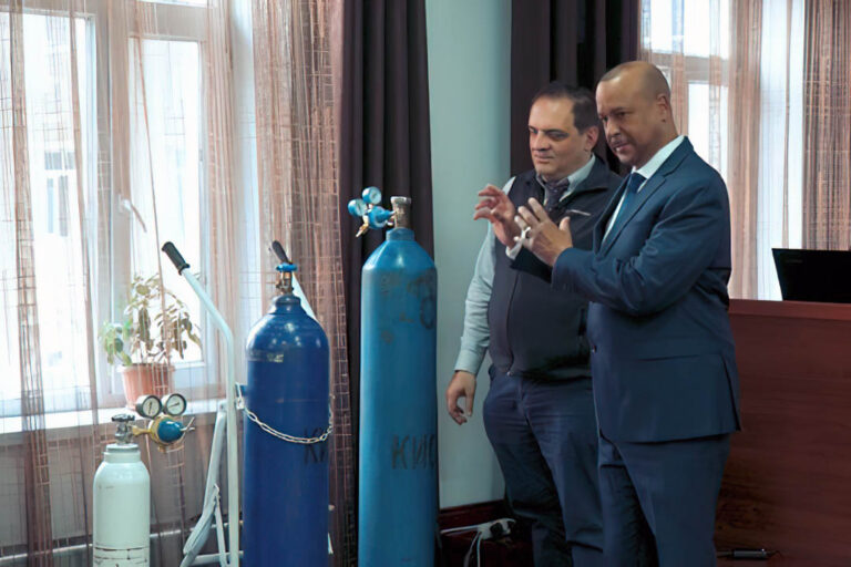 Safely Managing Medical Oxygen Supply Systems in Tajikistan